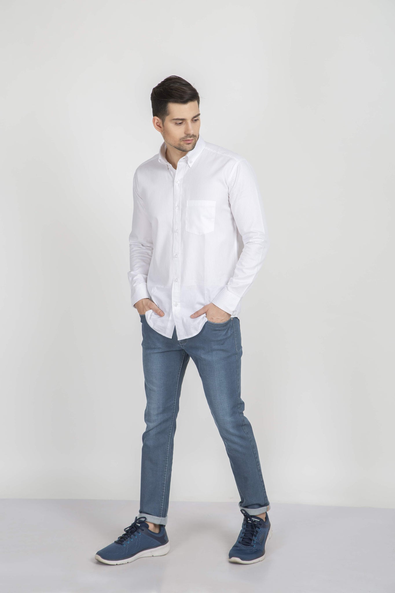 A2 | 3x1 GREY-CAST COATED WASHED JEANS